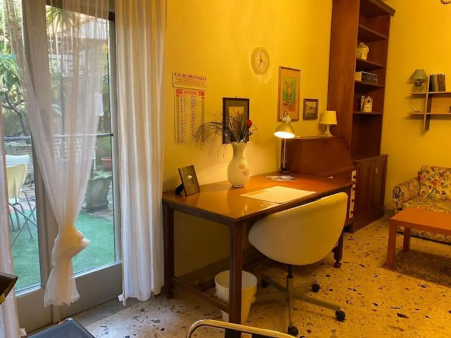 La Casa Di Mio Padre Apartment Naples 0*,  Italy